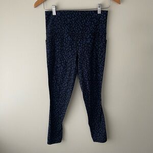 Athleta Salutation Stash Pocket Animal Leopard Print Leggings Blue High Rise